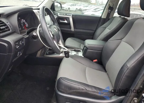 2022 Toyota 4Runner Sr5/Sr5 Premium z USA, uszkodzony, nr VIN JTENU5JR7N6005412